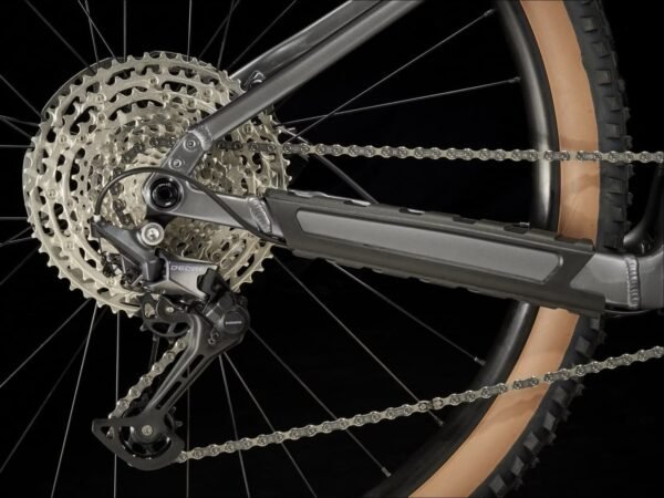 VTT Électrique Semi-Rigide Trek Marlin+ 8 – Image 4