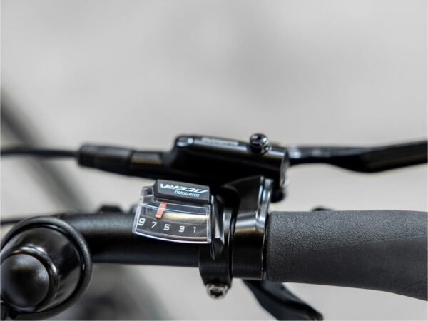 Vélo Électrique Trek Verve+ 2 Stagger Shimano Acera/Altus 9V 300 Wh Noir 2023 – Image 4