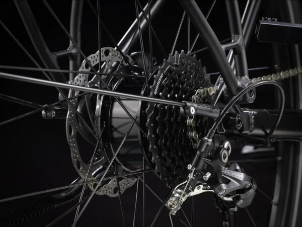 Vélo Électrique Trek FX+ 2 Shimano Altus 9V 250 Wh 700 mm 2023 – Image 3